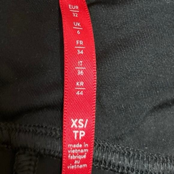 Spanx Black Faux Leather Camo Activewear Athletic Fitness Ankle Leggings Size XS - Picture 5 of 6